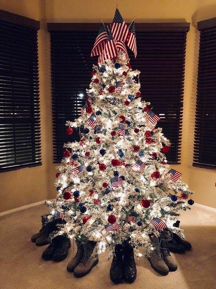 Pretty Patriotic Christmas tree