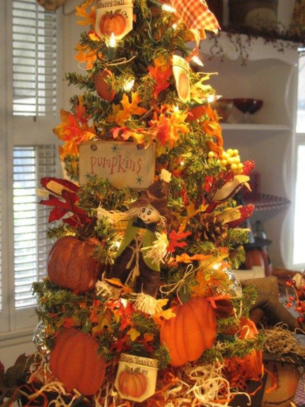 Pumpkin Spice and Everything Nice On Xmas Tree Decoration Ideas 2022