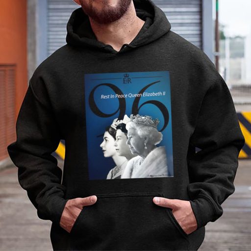 Remembering 96 Years Old England Queen Elizabeth Hoodie