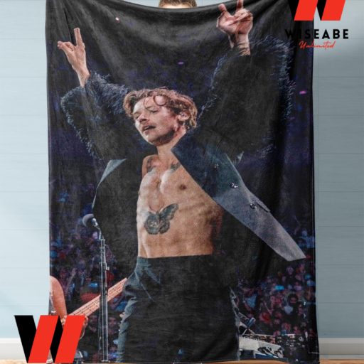 Hot Prince Harry Styles In The Concert Blanket, Harry Styles Merchandise