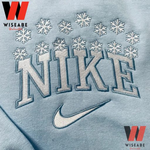 Vintage White Snow And Nike Embroidered Crewneck Sweatshirt