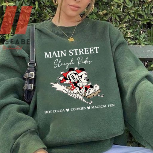 Vintage Main Street Sleigh Rides Hot Cocoa Cookies Magical Fun Mickey Mouse Christmas Sweatshirt