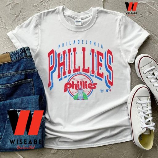 Vintage NBA Basketball Playoff Philadelphia 76ers Shirt Women’s