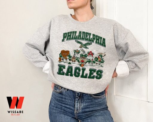 Vintage Philadelphia Eaglese Football Looney Tunes Sweatshirt