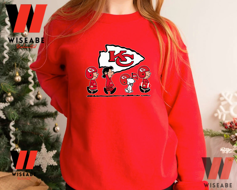 Kansas City Chiefs Football Peanuts T Shirt, Valentines Day Gift For  Husband - Wiseabe Apparels