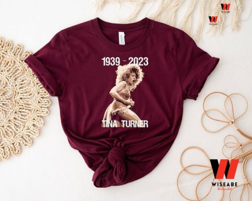 Vintage 83 Years 1939 2023  Memories Of Queen of Rock n Roll Tina Turner T Shirt