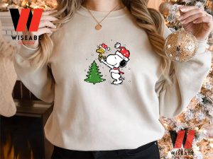Cheap Xmas Tree Woodstock And Snoopy Christmas Sweatshirt