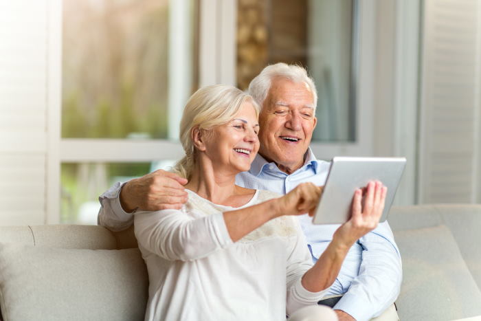 Offrez une tablette en cadeau à vos seniors préférés