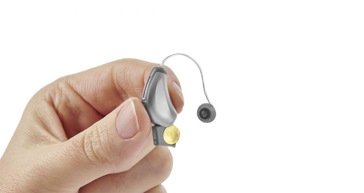 Tips-untuk-memaksimalkan-baterai-alat-bantu-dengar-Anda meredakan tinnitus