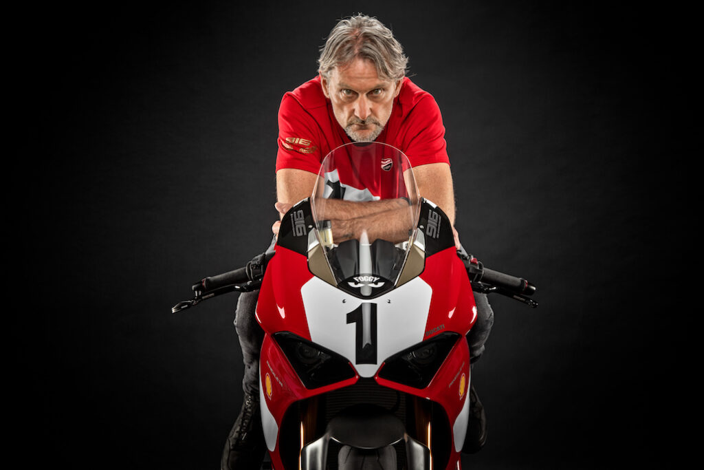 Ducati celebrates the 25th anniversary of the 916 with a limited-edition Panigale V4