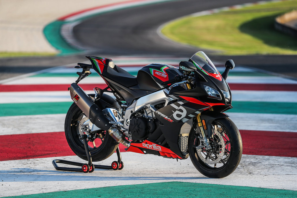 Aprilia Rsv4 1100 Factory And Rsv4 Rr