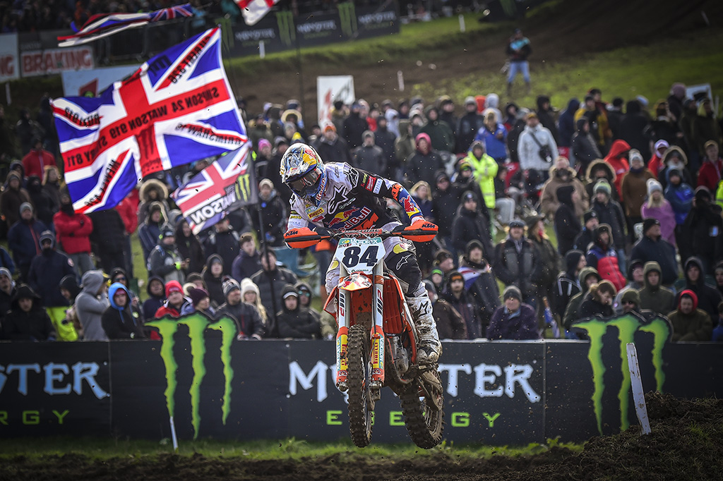 Herlings and Geerts win in Matterley Basin for the MXGP of Great Britain