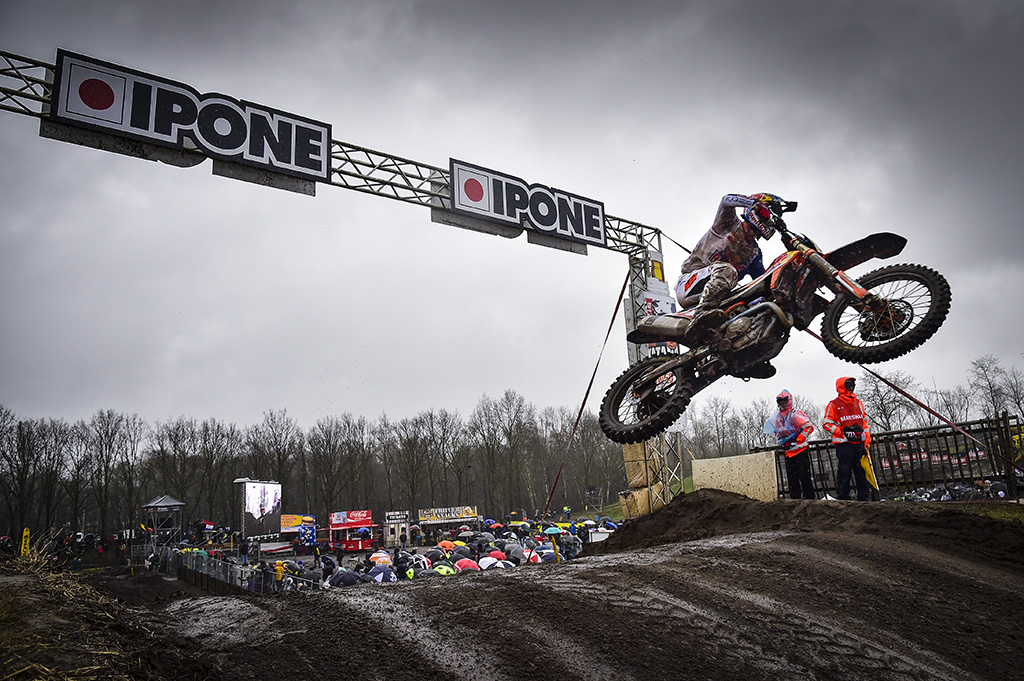 Herlings and Vialle top the podium at the MXGP of the Netherlands