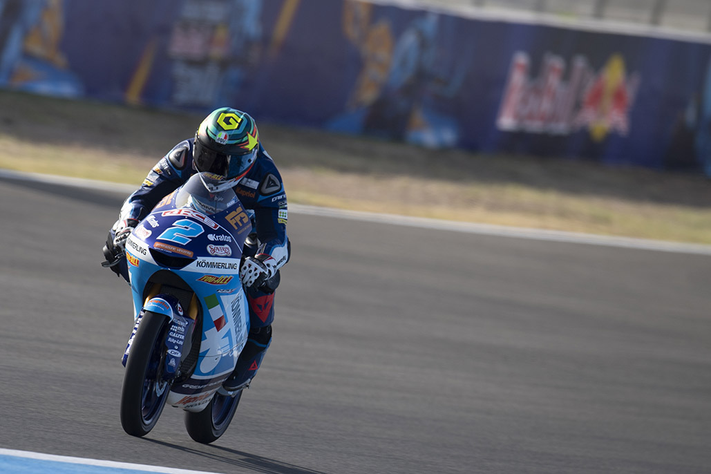 Rodrigo smashes the lap record to end Friday fastest in Moto3