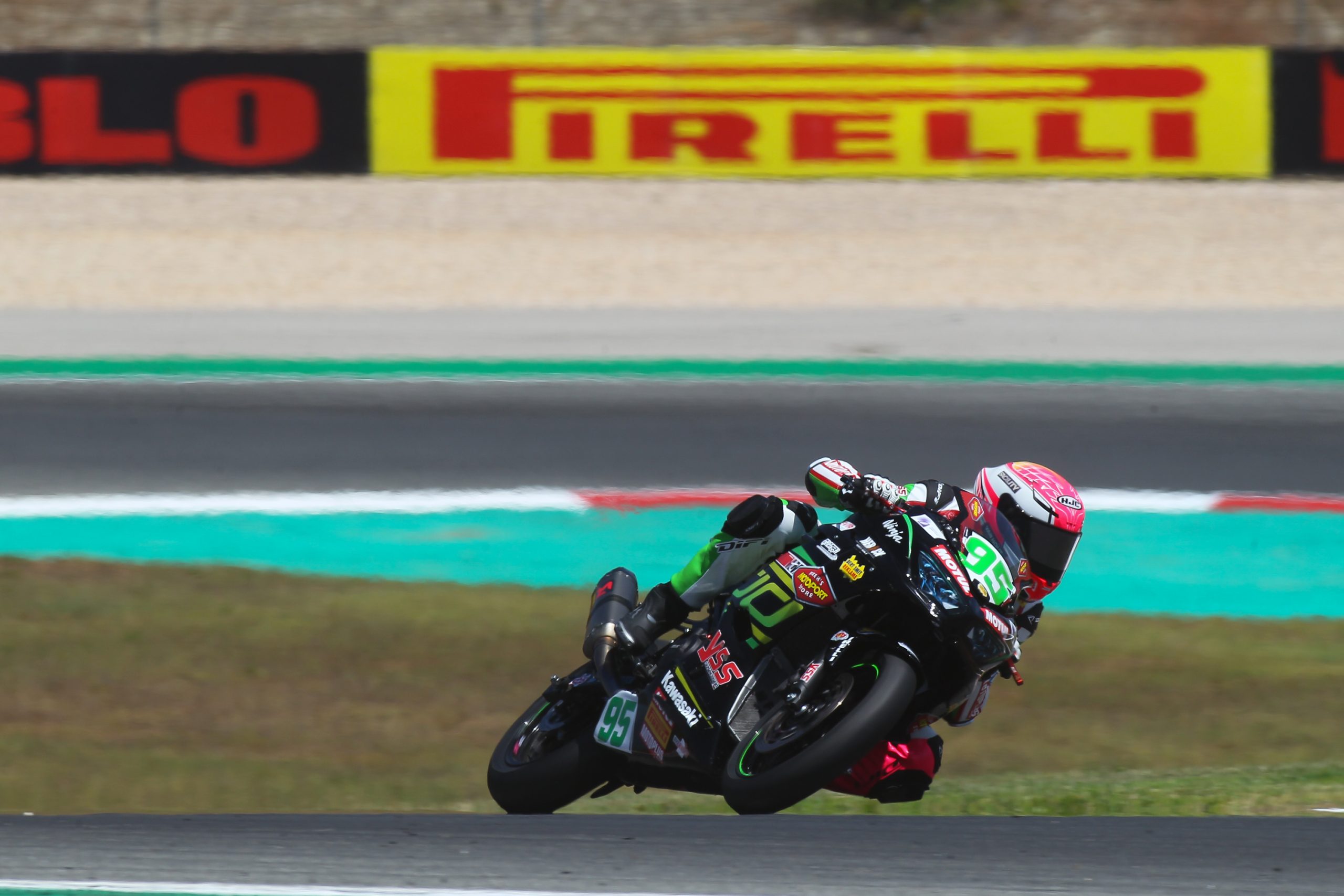 Deroue fastest as top 20 are within one second in WorldSSP300