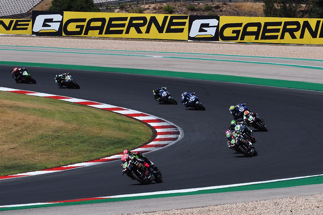 Deroue wins dramatic, shortened WorldSSP300 Race 2 at Portimao