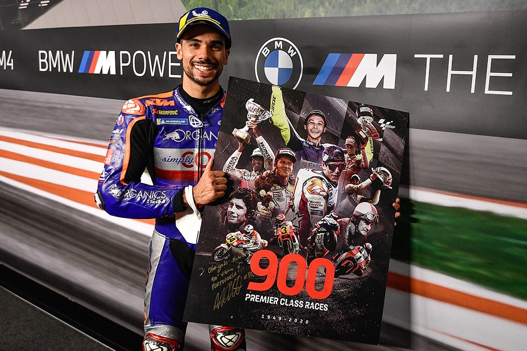 Oliveira stuns Styria to win the 900th premier class race in style