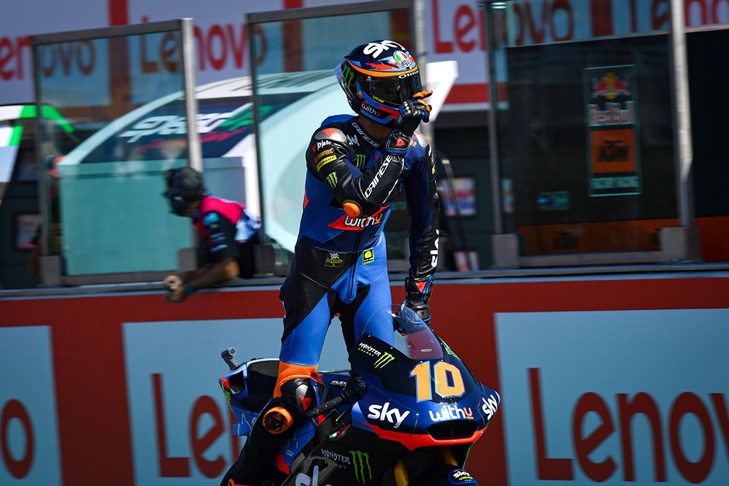 Marini fights off Bezzecchi and Bastianini as the home heroes storm Misano