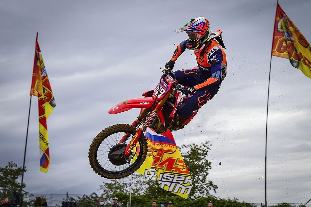 Gajser and Geerts back on top at the MXGP of Europe!