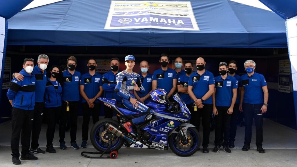 Bahattin Sofuoğlu Continues Yamaha bLU cRU Support for Second WorldSSP300 Season