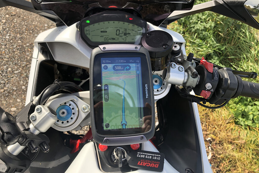 TOMTOM Rider 550 Review