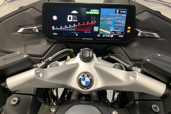 The New Bmw R 1250 Rt 06