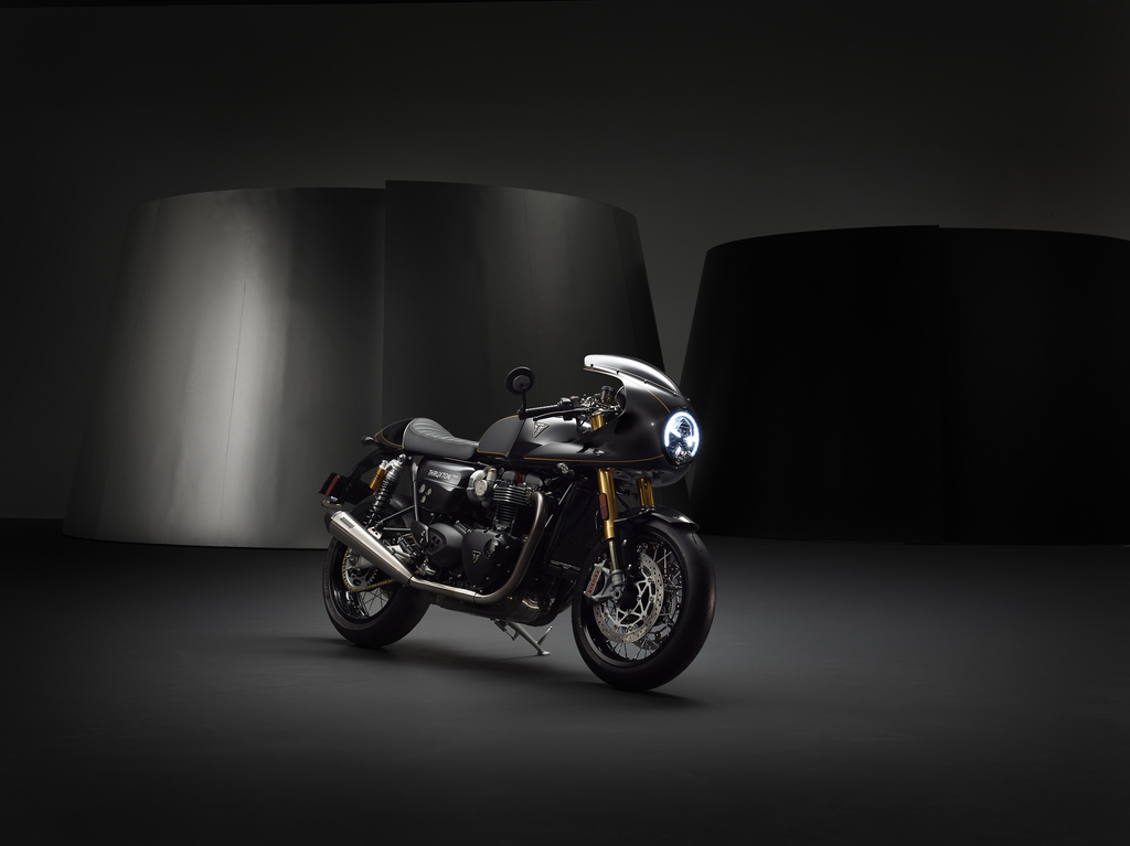 All New Triumph Factor­y Custom Offer 02