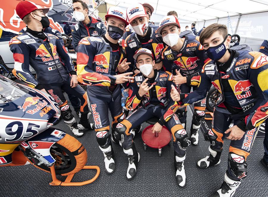 Acosta – but only just in Valencia Rookies Cup Qualifying