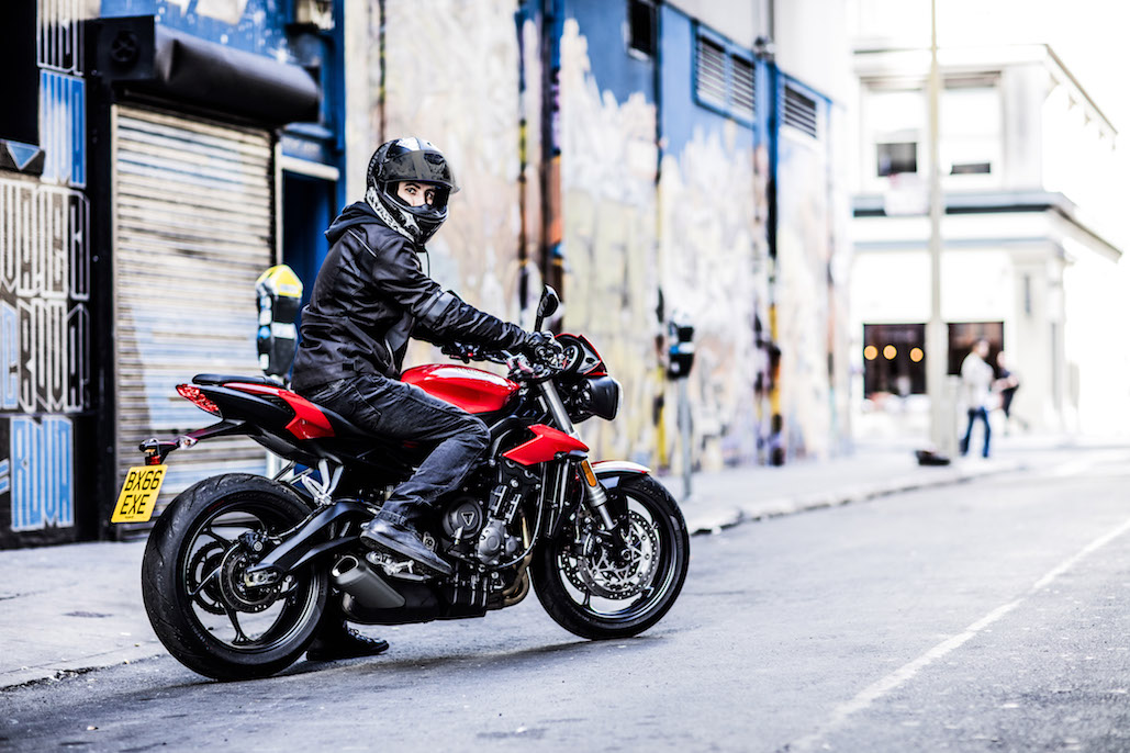 Complimentary quickshifter with the purchase of any new Triumph Street Triple S and R