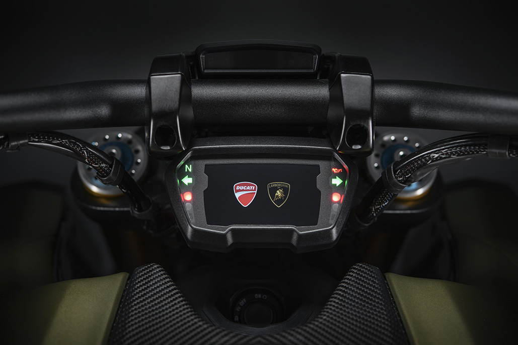 Ducati Presents The Diavel 1260 Lamborghini