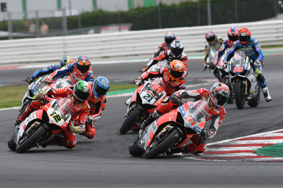 Ducati Riders Thrill World Ducati Week 2018 With The “race Of Champions”