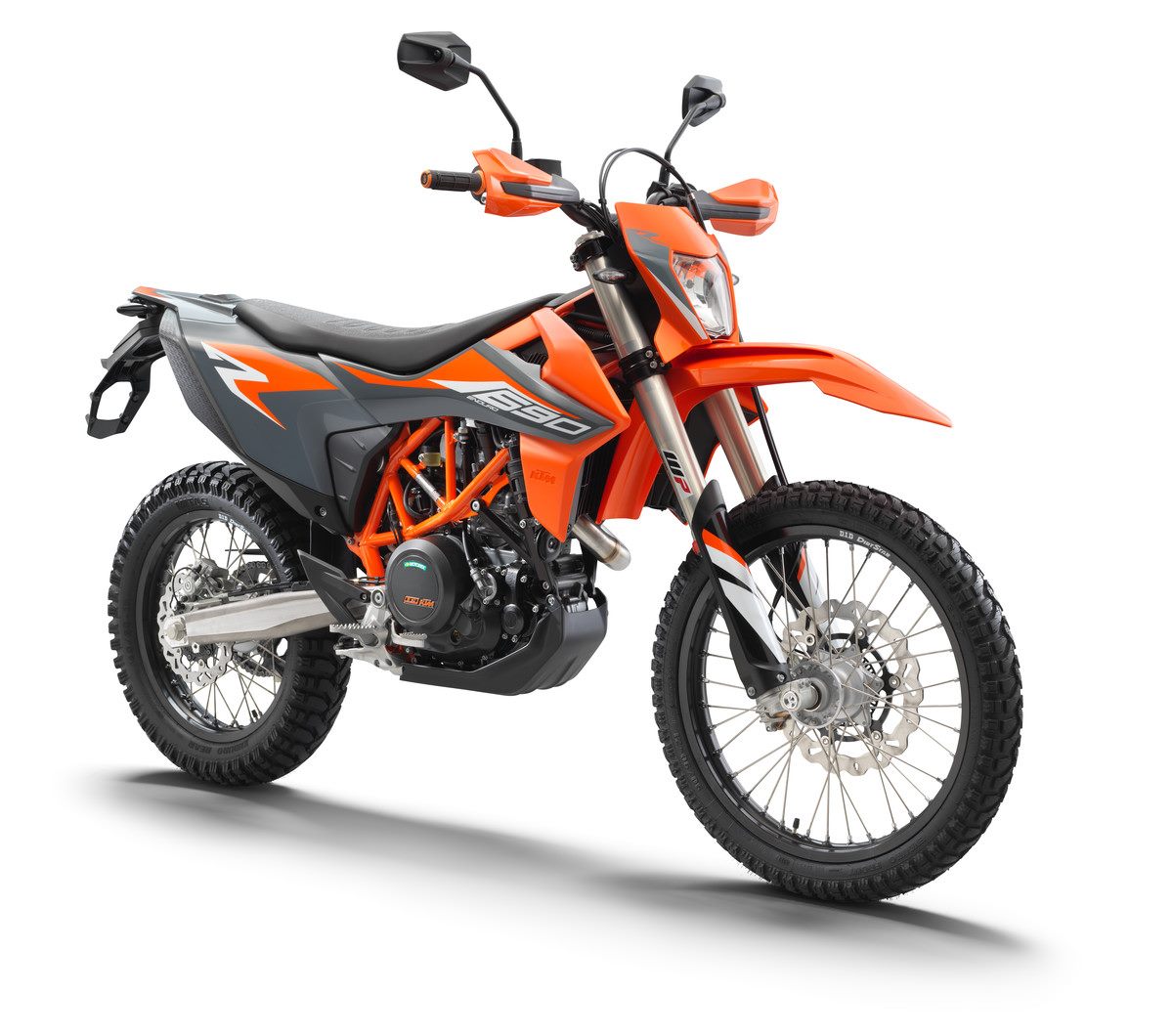 KTM Unveils The 2021 KTM 690 Enduro R And KTM 690 SMC R