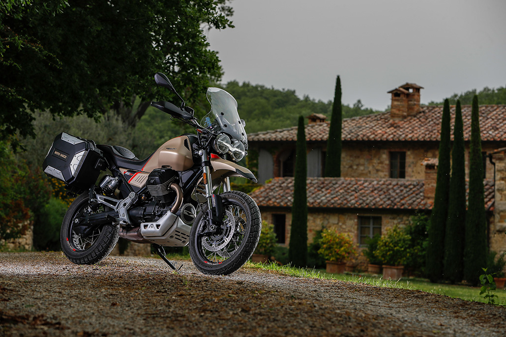 Moto Guzzi V85 TT Travel