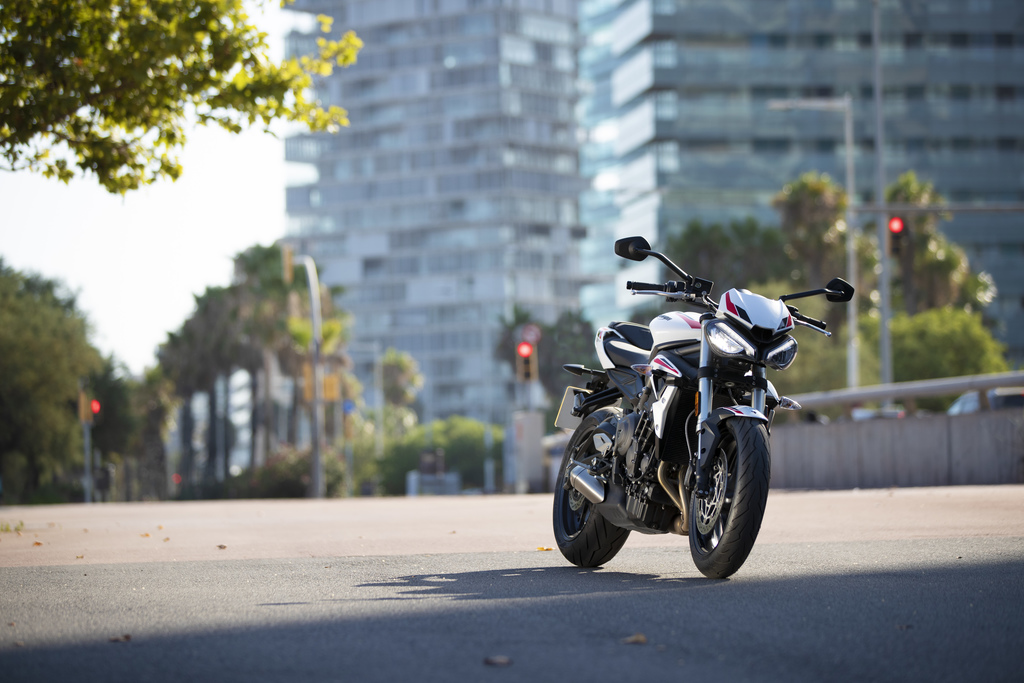 New 2020 Street Triple S 02