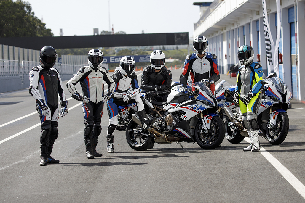 Pure Motor Racing Feeling With The New Bmw Motorrad Racing Suit