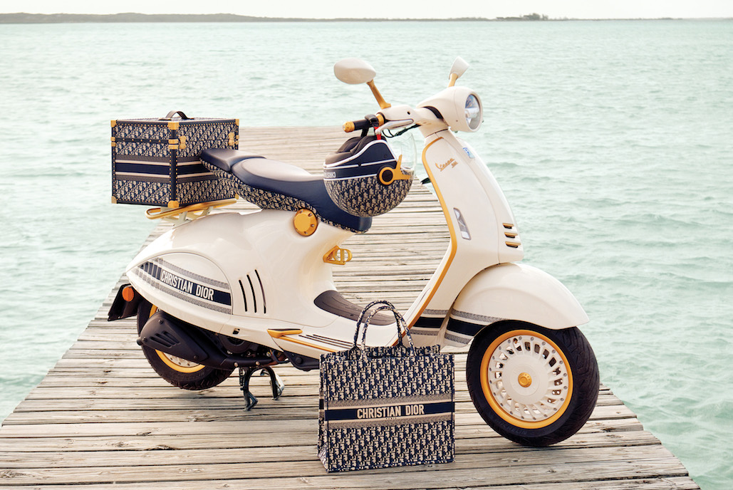 Vespa 946 Christian Dior