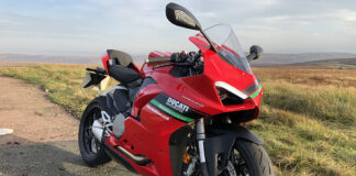 Ducati Panigale V2 Review