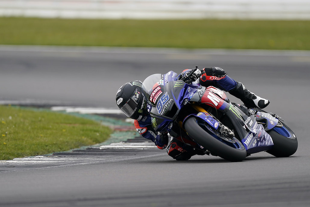 Fastest Ever Bennetts Bsb Lap Of Silverstone Puts Glenn Irwin On Top