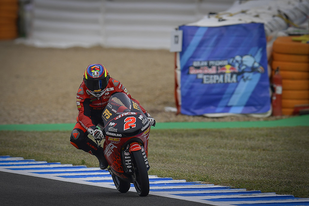 Rodrigo pulls the pin to rule Friday in Jerez