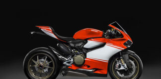 The Ducati 1199 Superleggera, Monster 1200 And 899 Panigale Headline At Motorcycle Live