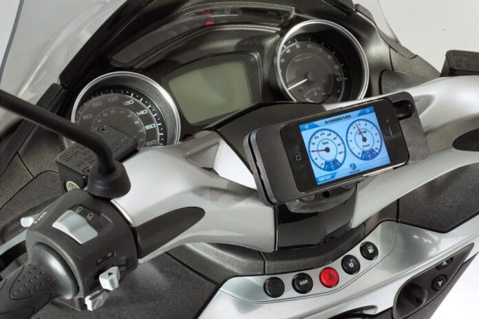 Analyze Your Ride with Piaggio Multimedia Platform