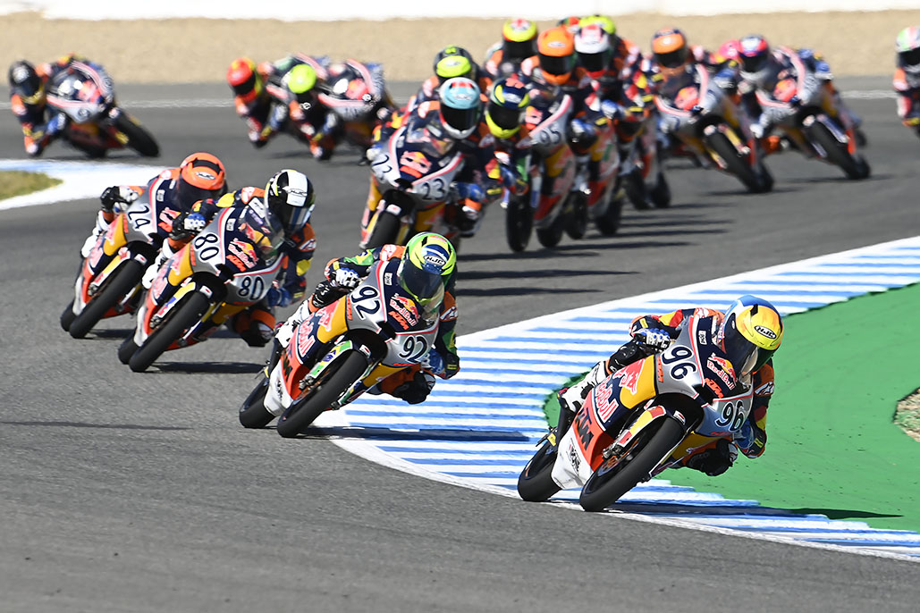 David Muñoz Wins Sensational Rookies Race 1 In Jerez