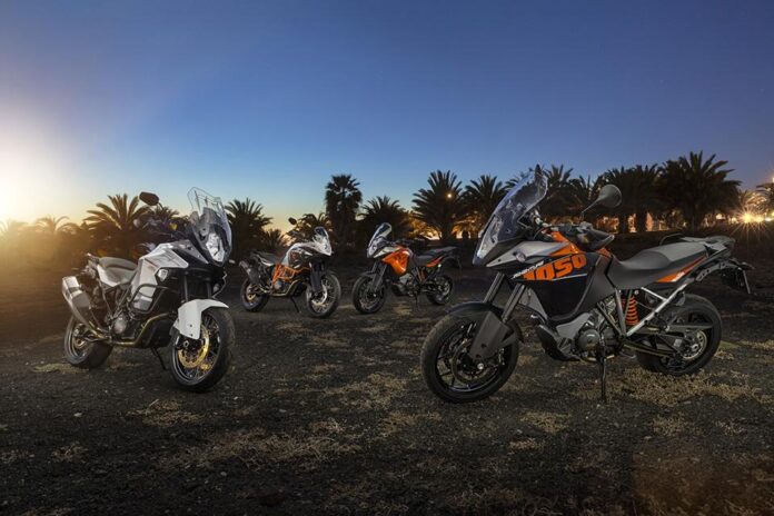 KTM Adventure range 2015 gets into action