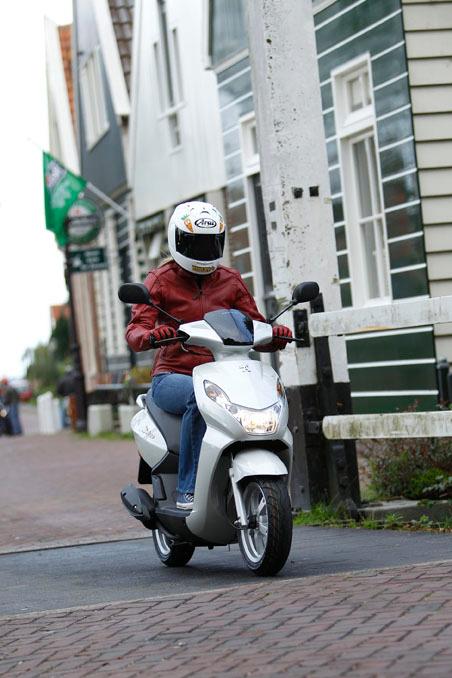 Peugeot Kisbee is Europe’s number one scooter