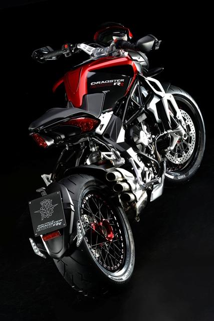 Pirelli DIABLO ROSSO™ II is chosen by MV Agusta as original equipment for the new Brutale 800 RR