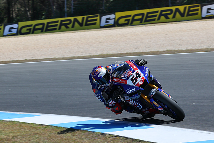 Razgatlioglu P1 at Estoril ahead of Redding after unpredictable Day 1