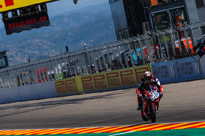 Tuuli back with a bang as he leads Friday running in WorldSSP at Aragon