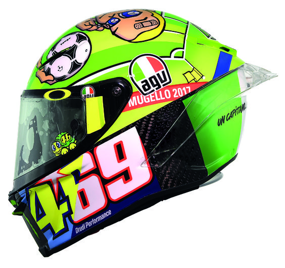 Valentino Rossi dedicates his AGV helmet to a Grand Sporting Champ!