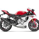 Akrapovič launches latest ®evolutionary exhausts in the Yamaha R1 range