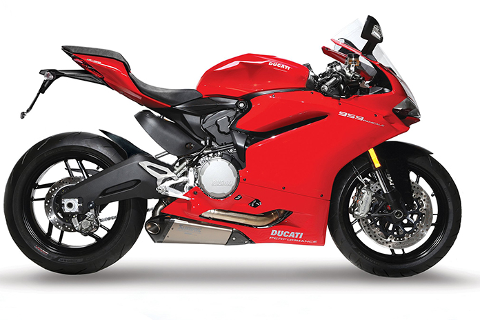 Buy a new Ducati 959 Panigale and get a Ducati TriOptions Cup accessory kit for just £1,500